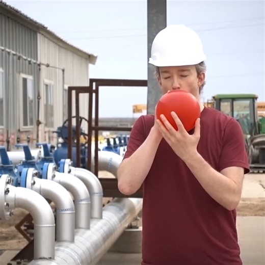 Is the world really running out of helium? - At the National Helium Reserve in Amarillo, Texas, the US government once stored 32 billion cubic feet of helium. There have been breathless news articles recently saying the world's running out: but it's still possible to buy party balloons. What's going on? | Tom Scott