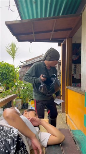 Manyakis na Collector | Boss Ranz