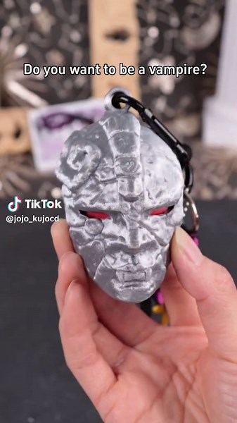 Do you want to be a vampire? #jojosbizarreadventure #3dprint #keychain #mask