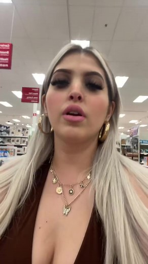 1.8K views · 41 reactions | I was shocked 藍 #latarget #elpaso #contenido #lashextensions #lashes #makeup #lashtutorial #fluffy #extra #baddie #russianlashes #virallashes #curlylashes #garzalashes #tutorial #freelashes #model | Pink Nail | Facebook