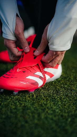 22K views · 3.3K reactions | Skills combo Football tutorial ⚽️ Use the code “MAXIMEFS” for 15% on CommaFootball or click on the link in my bio   ➡️ @leonardo.fantin25 #skill #tricks #skills #football #tekkers #soccer #psg #champions #france #freestyle #freestylefooball #belgium #jersey #adidas #adidasfootball #commafootball | Maxime Freestyle | Facebook