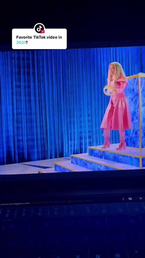 Answer @tiktok last but not least! My descendants videos which were a hit! Thank y’all for an amazing year! ❤️see u in 2022 #descendants #descendants3