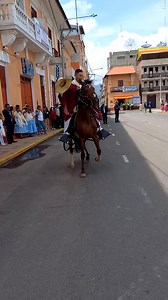 Bailando la marinera con caballo de paso yunguyo 20/12/2023 | NINO TV 950070847