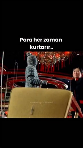 Bilim Kurgu Sahneleri on Instagram: "Film Adı ; Bitirim İkili 2 Film Konusu ; Los Angeles suç örgütünün başı olan Steven Reign bir sahtekarlık peşindedir ve Dedektif Lee’nin babasının ölümünde gizemli bir rol oynayan Triad Ricky Tan da ona yardım etmektedir. Tan ve Hu Li arasında kalan bu ikili, kendilerini yumruk yumruğu dövüşlerin ve hayatlarını tehdit eden durumların içinde bulurlar."