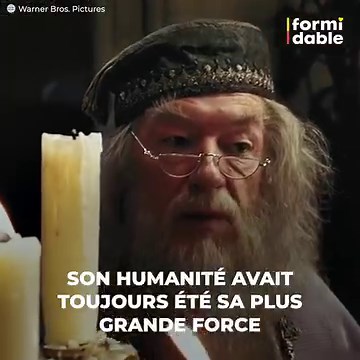 13K views · 813 reactions | Avec sagesse et force d'âme, Dumbledore a conquis les cœurs du monde entier, propulsé par un Michael Gambon qui a imprégné le grand héros de toute sa personnalité. On l'a vu partir du grand écran, et maintenant dans la vraie vie, mais le souvenir du Dumbledore de Michael est resté dans la grande histoire du cinéma mondial, comme une légende qui a traversé les générations. | Formidable | Facebook