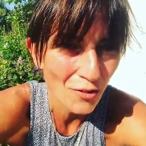 Mooooooooorning !!! First day back running after a 5 day break ( I forgot my workout gear 🤣🤣🤣 subconsciously on purpose?🤣) hard to mentally start again... but my little legs were fast this am ! 2 PB's!! 5 km and mile!!! Yaaaaaaaay! | Davina McCall