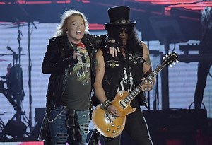 Axl Rose is 60 & here's how his voice sounds today - MediaFeed