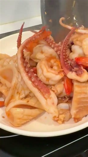 Glass Noodles + Seafood = Perfect Dinner 🍜 #shorts #cooking