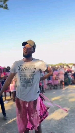 451 reactions · 67 shares | Oshiwambo traditional dance.. on Replay Dancer : @kireneus_443 Blogger: @that_kwambi | Namibianweddings | Facebook