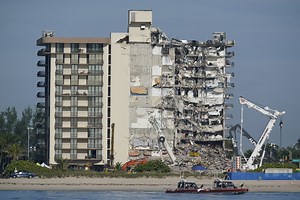 Miami Building Evacuated Near Site of Deadly Condo Collapse - The National Herald