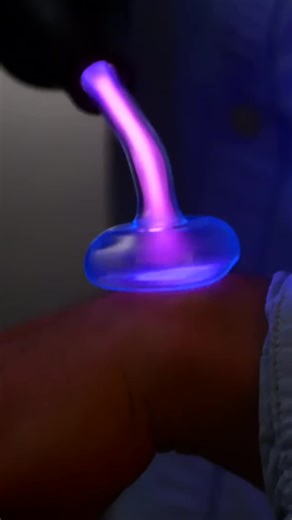 The Violet Ray device, originally invented by Nikola Tesla, quickly found use during the 1920's as the Violet Wand. They produced 50,000 volts of brilliant plasma that warmed your skin on contact. Due to both their exotic and warming nature, they were marketed as medical healing devices. But how these work, and what is inside of them, is just as amazing as their claims. #science #technology #physics | Plasma Channel