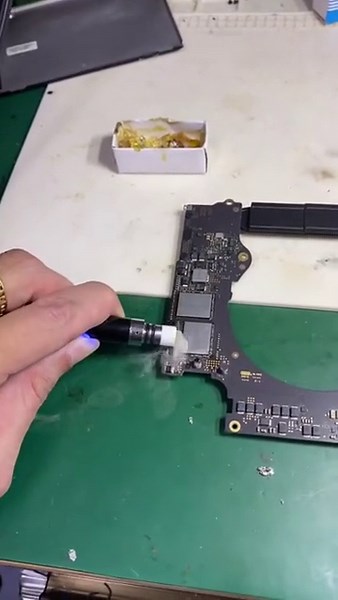 How To Repair A2141 16