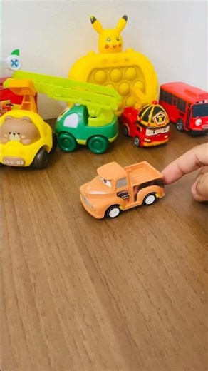 Fearless Descent! The Legendary Truck on the Magic Track 💥🚗 #toytruck #rainbowtrack #carshorts