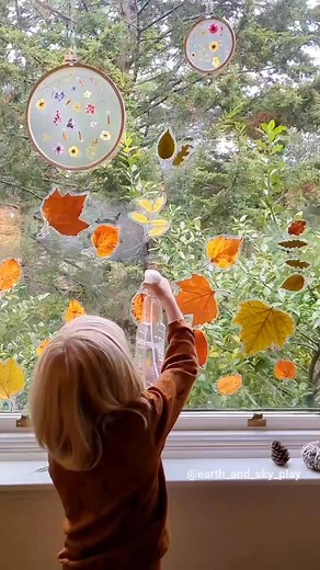 This activity was an entry for my little niece's busy book I compiled for her third birthday! Although my two are older they still really enjoyed decorating the window with these. They rounded up a bunch of different leaves which we then took home to clean, dry and press before I prepared them for play! They can be used again & again and my niece is a little older they can be used for matching games & wipe clean learning too! 🍂 For this window activity all you need is an empty bottle to fill wi