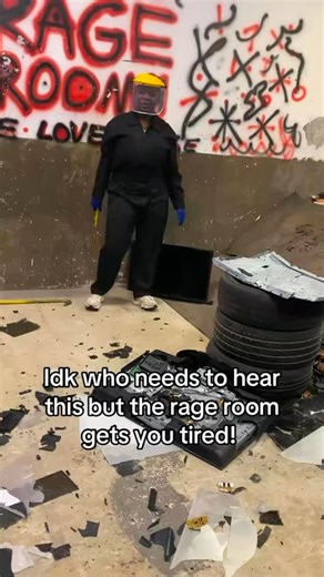 The rage room is a silent workout | The Rage Escape