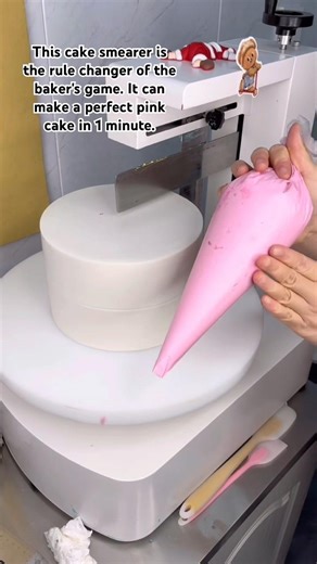 This cake smearer is the rule changer of the baker's game. It can make perfect pink cake in 1 minute