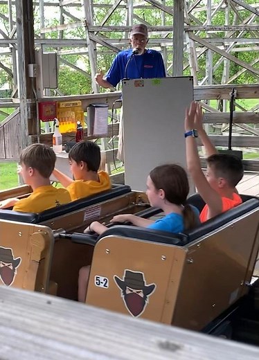 Outlaw roller coaster at Adventureland Park