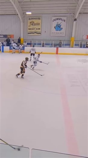 Since we’re halfway through the season, we’re highlighting some of the incredible AHF game submissions we’ve received so far! 🔥 First up: Travis Keller of the NJ Jets 14AA burying an absolute beauty on September 14th. 🏒🚨 #hockey #youthhockey #ahf #fyp #gameday | Atlantic Hockey Federation