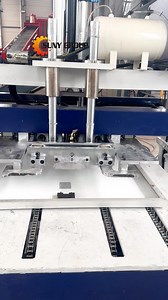 This semi-automatic deframing machine efficiently removes both the aluminum frame and junction box from solar panels — the essential first step in PV module recycling. It’s cost-effective, easy to operate, and can be connected directly to the full recycling line. Perfect for anyone planning to start a solar panel recycling business! ♻️ | Suny Machinery