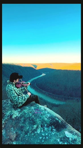 Playing a tune for the oldest river in the world #appalachia #newrivergorge #westvirginia #fiddle