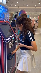 880K views · 12K reactions | Ayaw tanggapin ng token machine ang pera ko buti n lng tinulungan ako n ate. #jacey | Jacey | Facebook