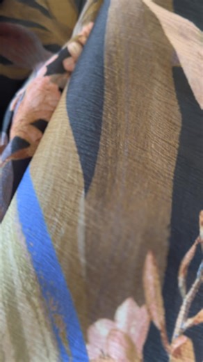 🍂✨ Hoy miércoles florecemos en otoño con nuestra nueva colección “Fall Bloom” 🌸💃 Porque en el otoño también se florece 🍁🌷. Esta colección espectacular llega con telas y bordados únicos, incluyendo piezas exclusivas de la línea VOY 😍🧵 💥 ¡No te lo puedes perder! 📅 Hoy a las 6PM 🎁 Además, hoy será el giveaway de las calabazas 🎃 — quedan las últimas llenas de delicioso Rico Gourmet Pop Corn 🍿💛 #FallBloom #NuevaColección #BoutiquePR #ModaConEstilo #RopaDeMujer #EstiloFemenino #VOYCollect