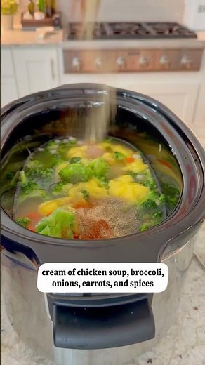 Crockpot Loaded Broccoli Chicken Soup | Creamy, Cheesy & Holiday Comfort | #shorts