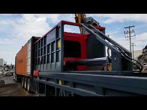 West Coast Metal Recycling's new Acculoader in action!