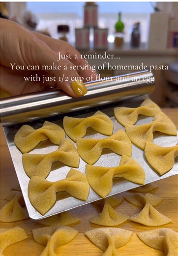 Join the pasta club 💪 and make it yourself One serving of bowtie pasta… 1/2 cup [90g] 00 flour 1 large egg Follow for pasta making for beginners #pasta #foodie #pastatiktok #easyrecipe #recipes