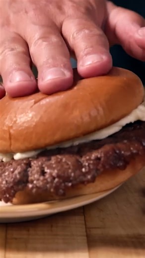 2-3 tbsp's of butter just on the bun 👀 Wisconsin's butter burger is a must-try 🍔 | First We Feast