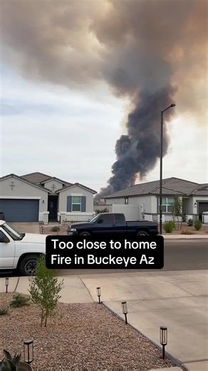 Beautiful sight! But scary #fire #buckeye #arizona #fyp 🙏🙏🔥🔥🚒🚒