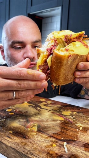 24K views · 275 reactions | @thicccsauce X @itssandwichking • sourdough bread • salt beef • Swiss Cheese • ghekins • SANDWICH GLUE  • sauerkraut Proper banging!! #sandwiches #sandwich #sándwich #sandwichporn #sandwichlover #sandwichrecipe #saltbeef | OllieEats | Facebook