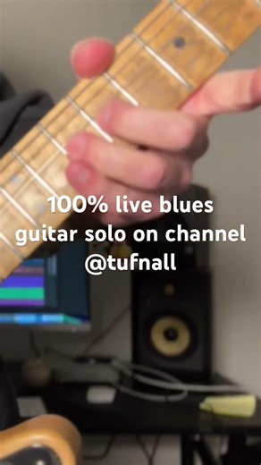 100% live blues guitar solo by pro guitarist over Hendrix "Red House"