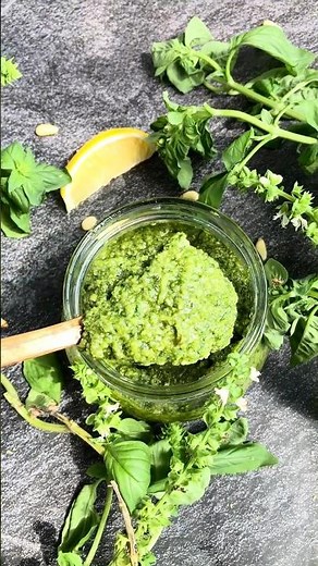 This Pesto Made Me Famous on My Street 😂