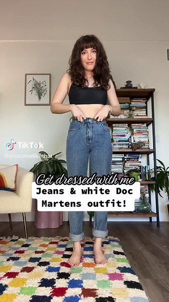 Stylish Jeans & White Doc Martens Outfit Inspiration