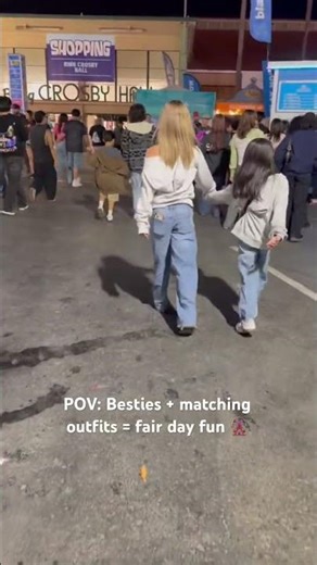 BFF energy at the fair 🎡🎢👯‍♀️ #dance #dancers #fair #besties