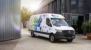 Mercedes-Benz’s electric eSprinter van debuts, US sales later this year