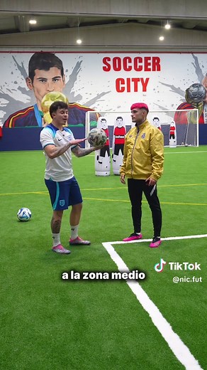 Cómo ejecutar tiros libres como un profesional