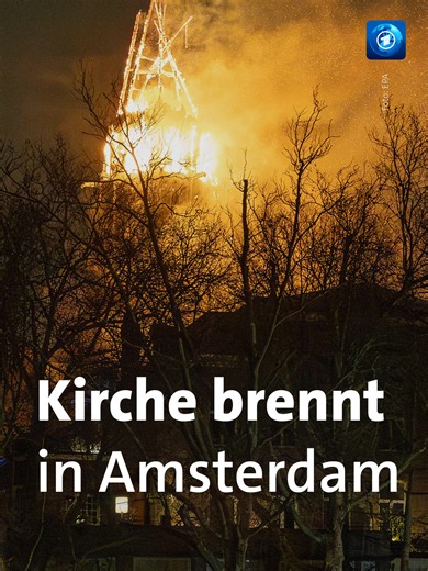 Zerstörung der Vondelkirche in Amsterdam nach Feuer