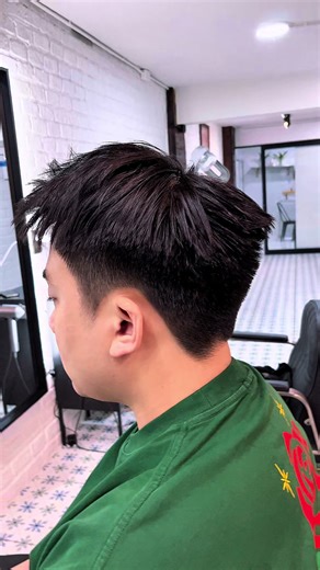 Drop Cut 💈 Open Daily: 11.00am. - 9.00pm. ตัด | ดัด | ยืด | อัพเพิร์ม | ดาวน์เพิร์ม | ทำสี 📆จองคิว Line : @array_hair Tel : 096-4647992 Location : https://share.google/mgYSPMxdXN9TflKHn Array Hair Studio - อาร์เรย์ แฮร์ สตูดิโอ 📍ปากซอยพหลโยธิน 42 ใกล้ ม.เกษตร ##ร้านตัดผม##MenHairStyle##ตัดผมชาย##ตัดผมชายย่านเกษตร##ร้านตัดผมชายมอเกษตร