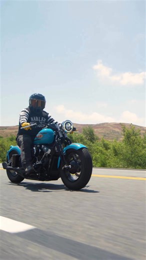 Got our hands on the hard copy of @hotbikemag from @bornfreeshow 16 and we’re stoked to see our @harleydavidson “Delphine” build featured inside. Crazy to think it’s been a year since we first connected with @hotbikemag, and now this. Huge moment for us! | BLOCKHEAD