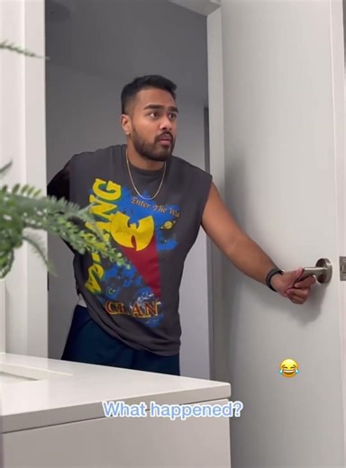 Tell your husband that your tampon is stuck and see his reaction. 🤣🤣😂#foryour #usa #prank