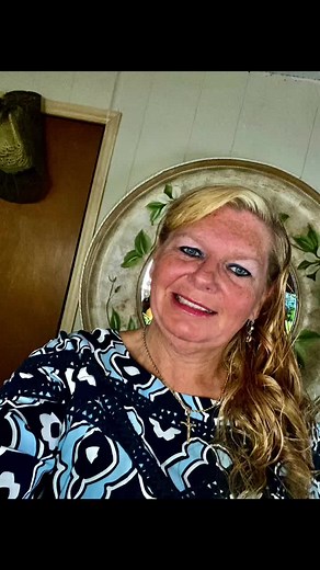 Dawn Marie Dennis (@dawnmariedennis)’s videos with Light On In The Kitchen - Ashley McBryde