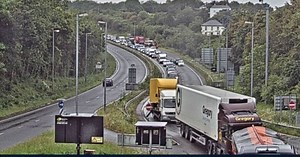 A38 traffic chaos due to incident in Saltash Tunnel