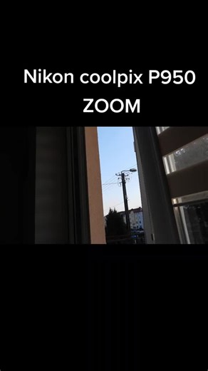 Exploring the Nikon Coolpix P950: An Amazing Zoom Camera