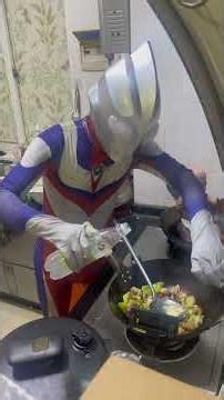 It's delicious, but it's a bit spicy when stir-frying. #Ultraman