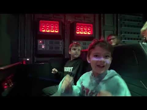 Disneyland Star Wars: Rise of the Resistance Full Ride