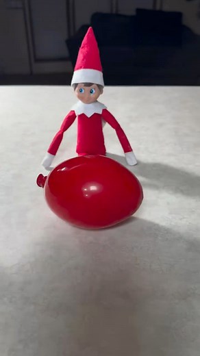 Growing balloon elf on the shelf idea #elf #elfontheshelf #Christmas #fypシ #trendingreel | Makenzie Johnson