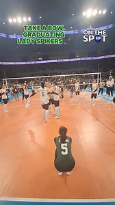 LEAVING A TAFT LEGACY 🏹 The DLSU Lady Spikers honored their graduating seniors Alleiah Malaluan, Baby Jyne Soreño, Julyana Tolentino, and Jessa Ordiales with their signature ‘archer stance’ tradition. | via Xander Lauren Cipriano/One Sports #UAAPSeason87 #StrongerBetterTogether #LegendsStartHere #OneSports | One Sports