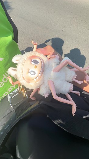 Labubu super secret 🥰✋🏻🤚🏻🖐🏻🖖🏻👆🏻🫳🏻🤟🏻🤘🏻